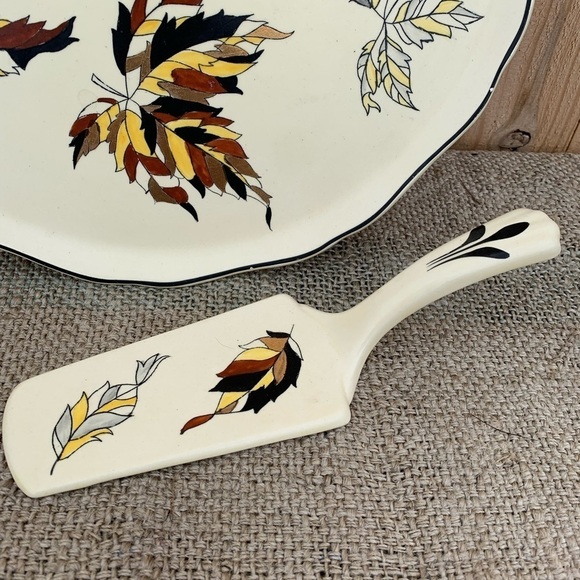 French Art Faience Autumn / Automne Centerpiece Pie Cake Plate by Longwy 1940s - Picture 2 of 4